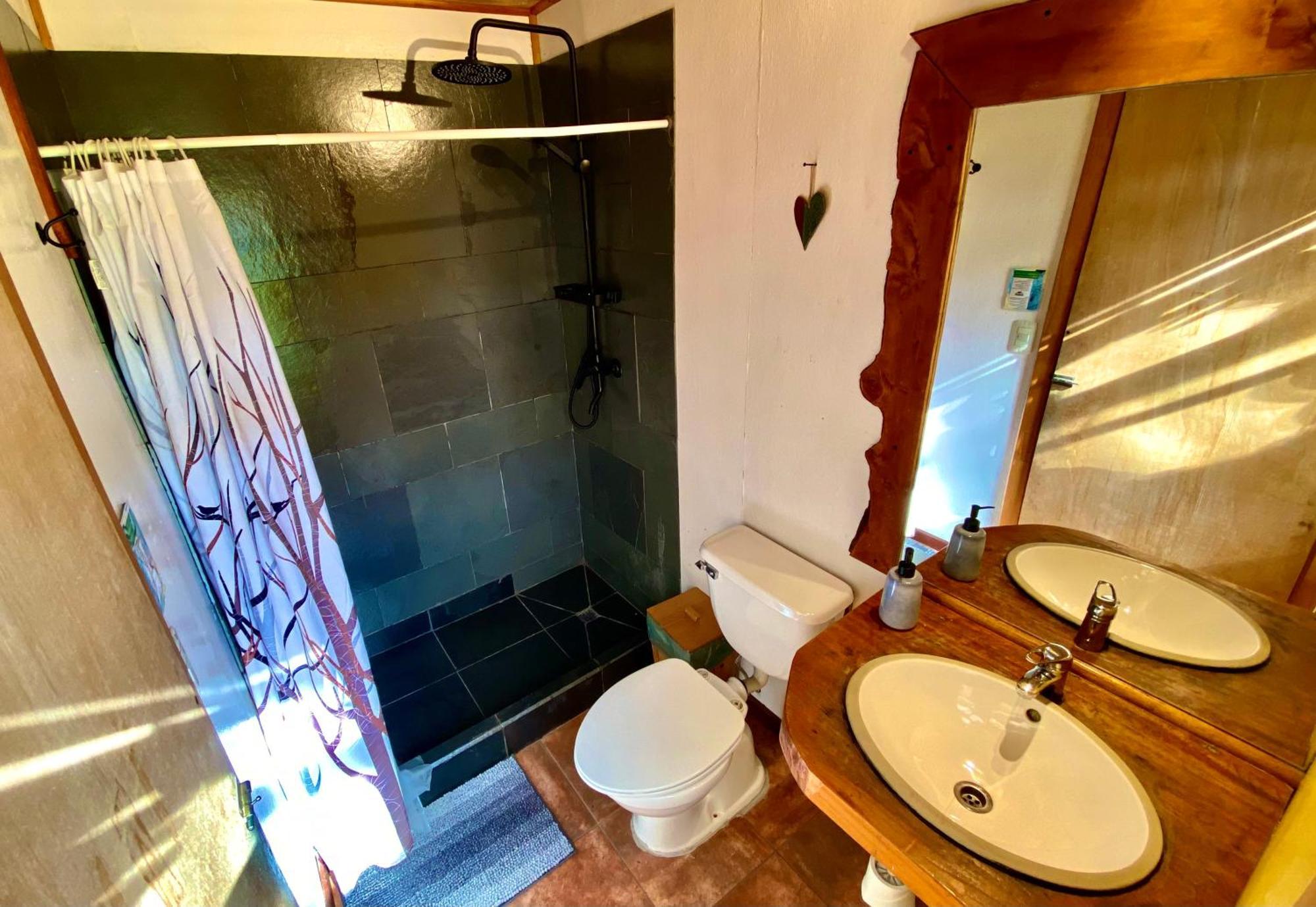 Hostal Las Natalias Futaleufú Εξωτερικό φωτογραφία